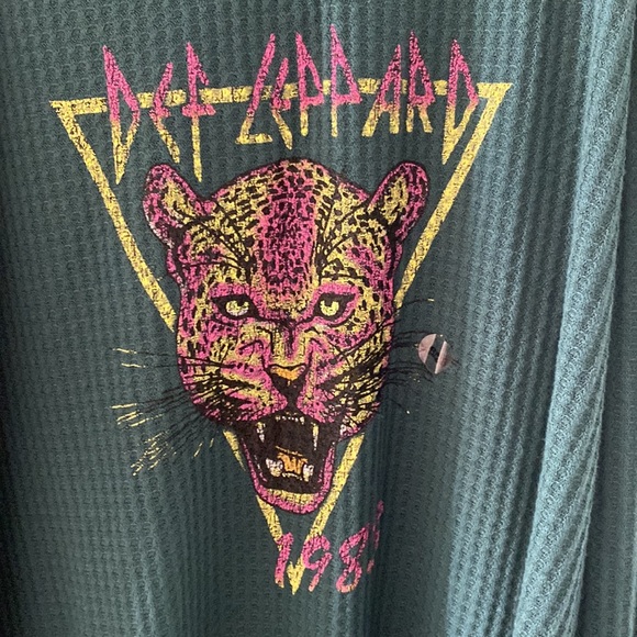 NWT Lane Bryant Def Leppard Tee - Picture 2 of 4